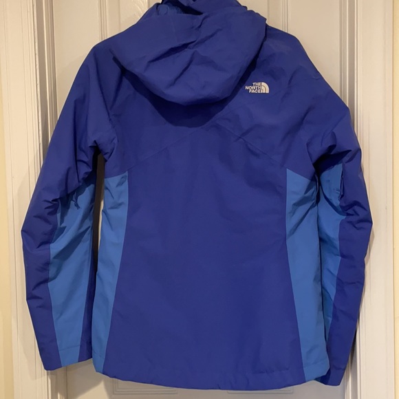 Blue The North Face winter coat - Picture 2 of 14